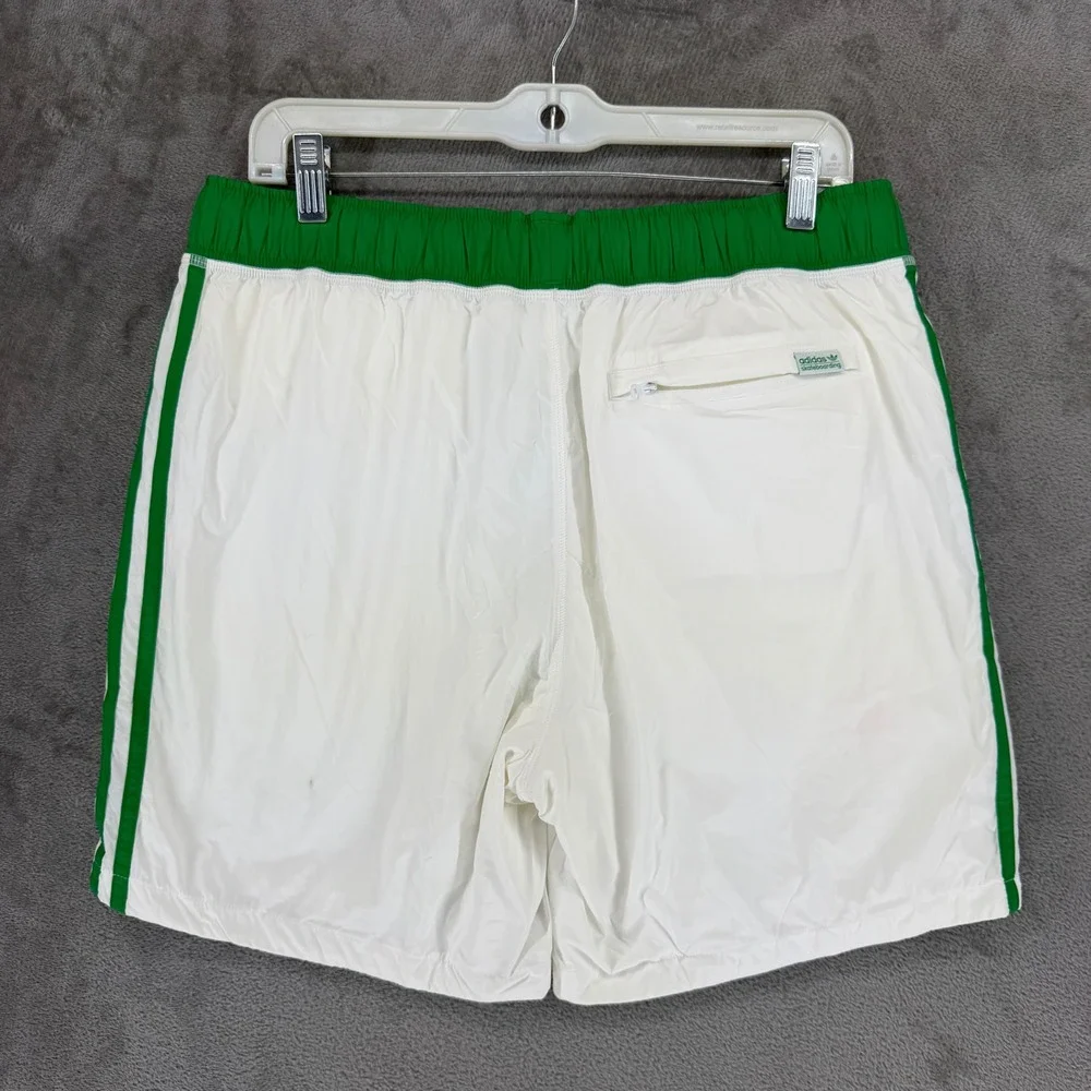 Adidas Shorts Mens L BS2821 White Green Helas Skateboarding Striped GOOD